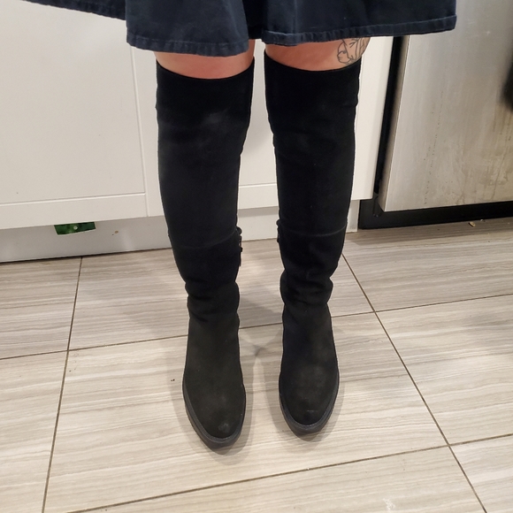 Over the knee suade boots - Picture 11 of 11